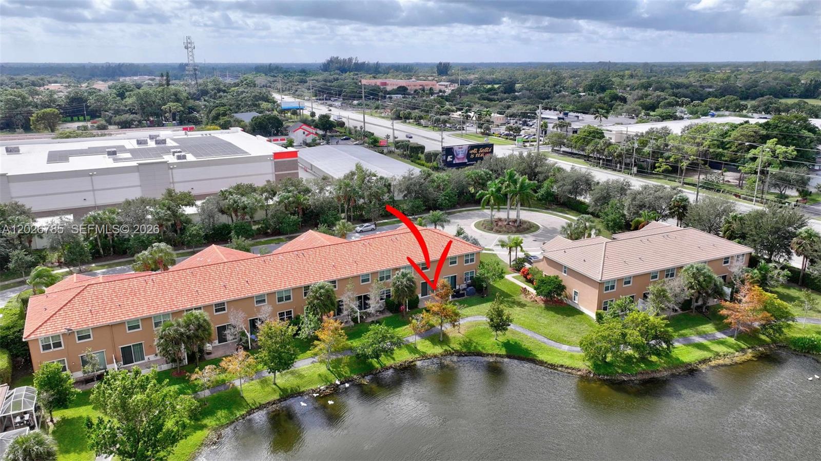 COLONY LAKE - Residential