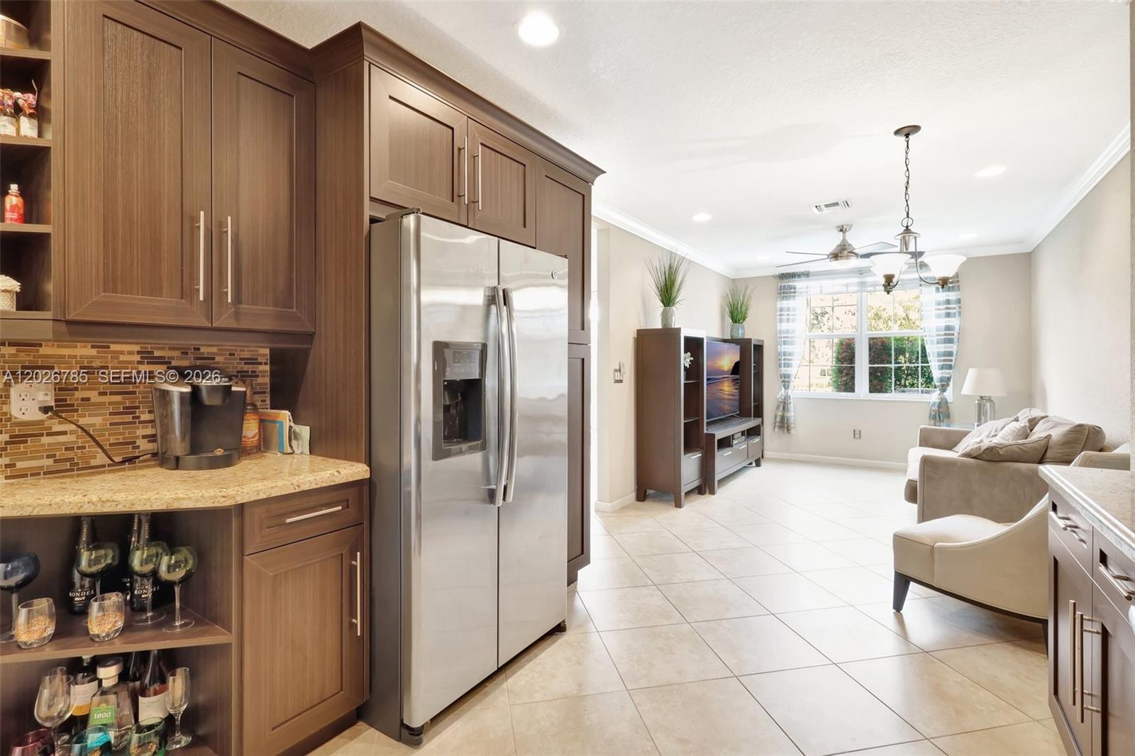 COLONY LAKE - Residential