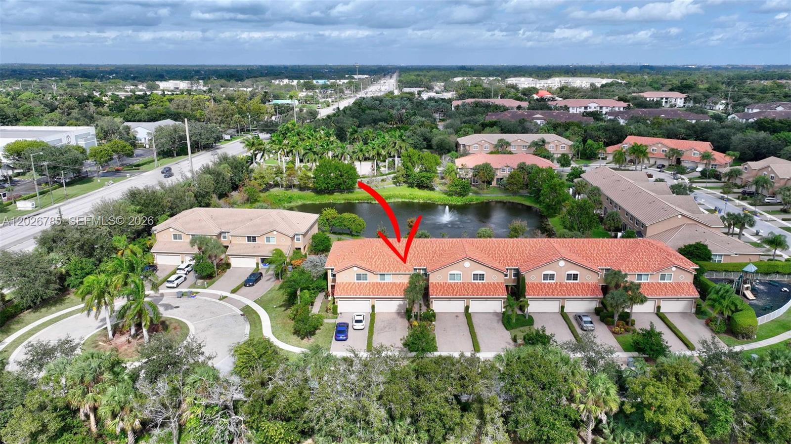 COLONY LAKE - Residential