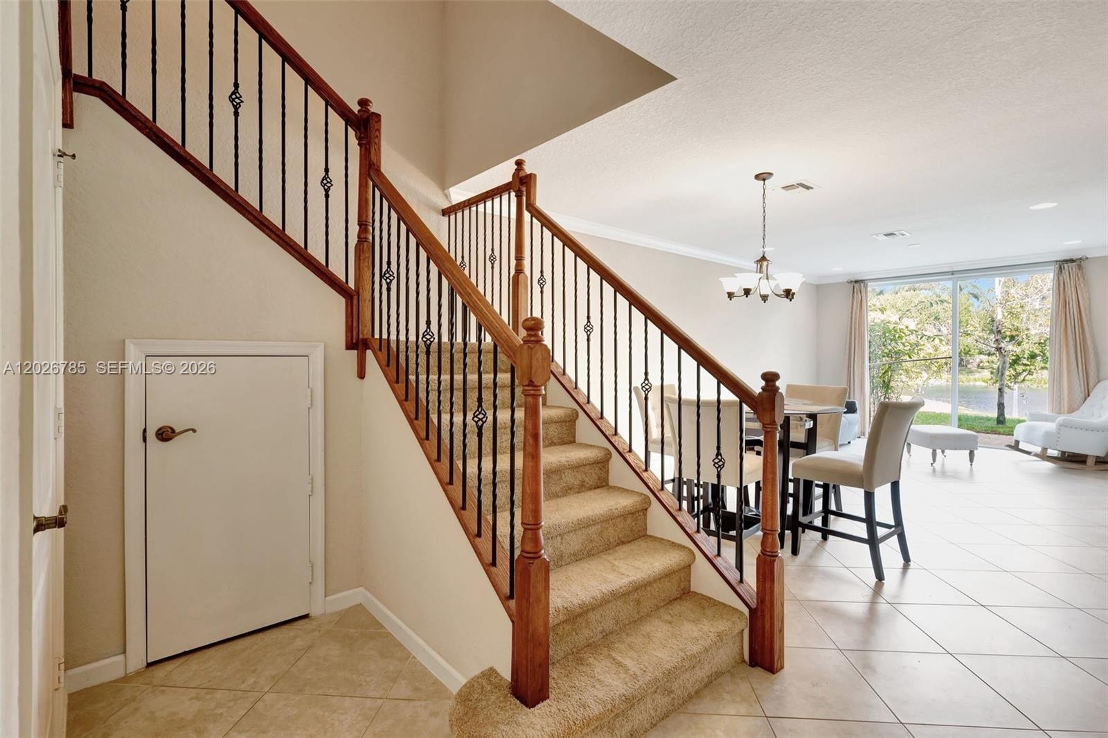 COLONY LAKE - Residential