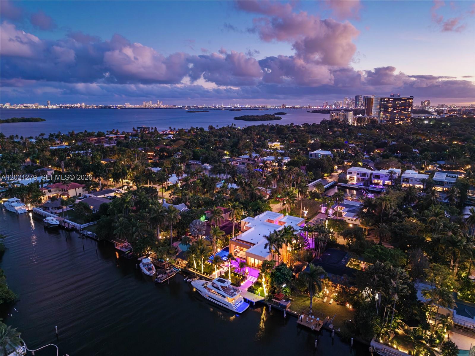 BELLE MEADE ISLAND - Residential