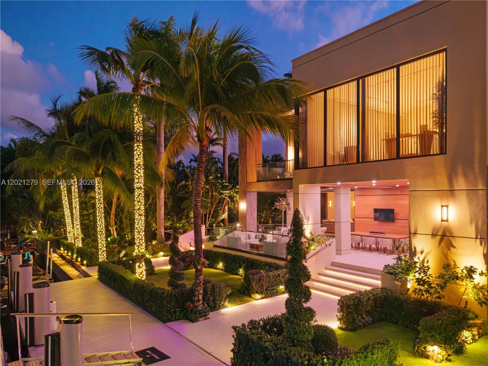 BELLE MEADE ISLAND - Residential
