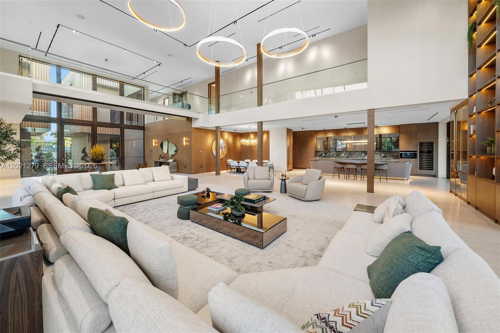 BELLE MEADE ISLAND - Residential