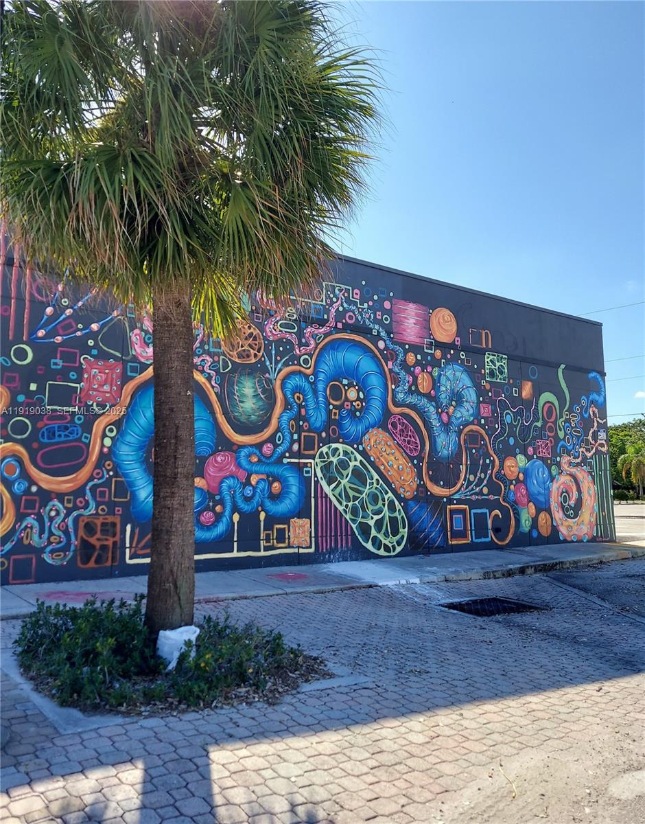 OAKLAND PARK SECOND ADD - Residential