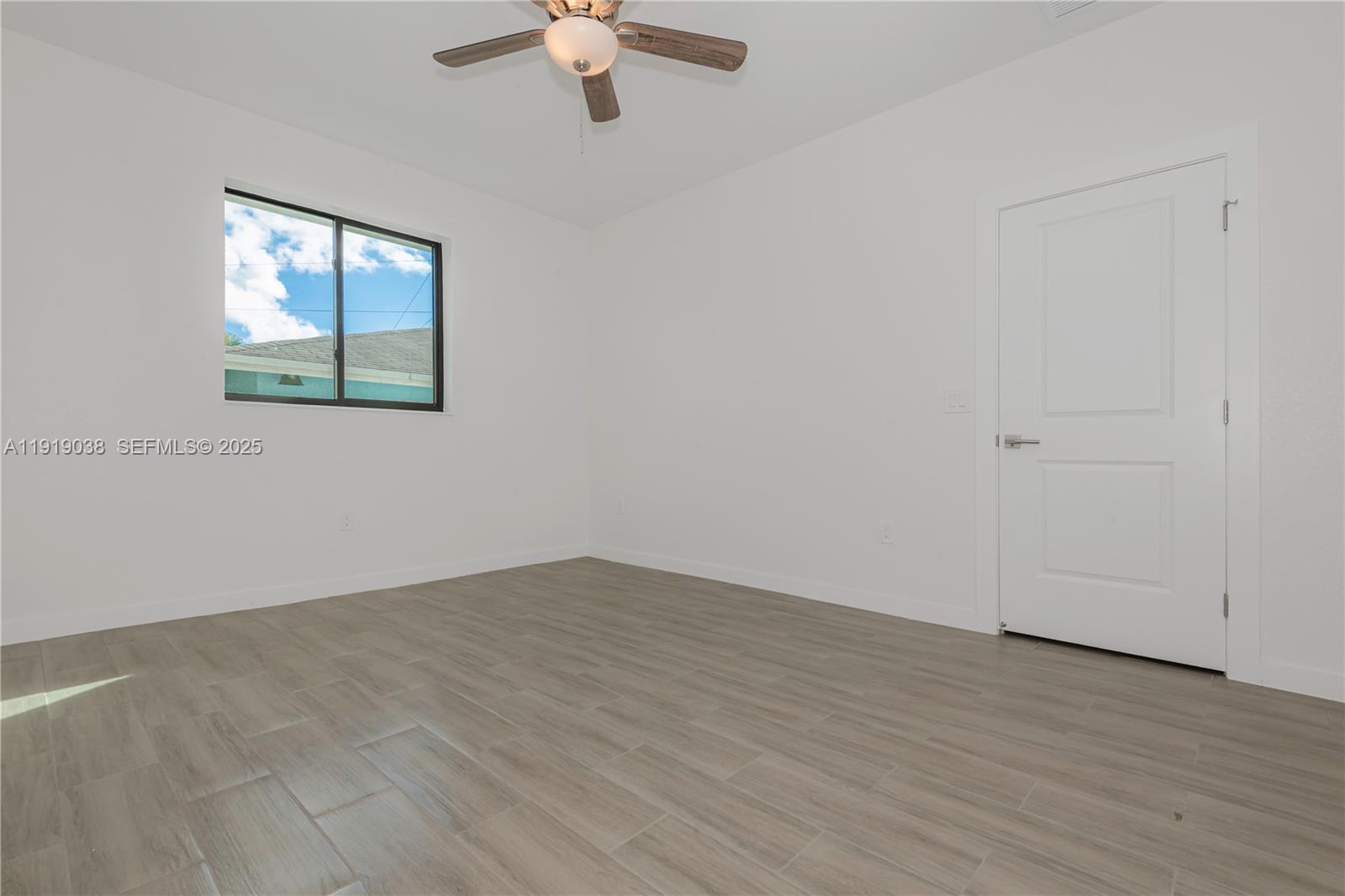 OAKLAND PARK SECOND ADD - Residential