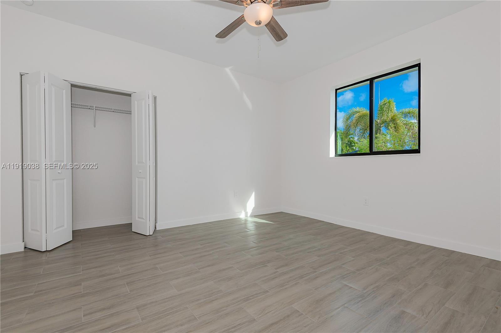 OAKLAND PARK SECOND ADD - Residential