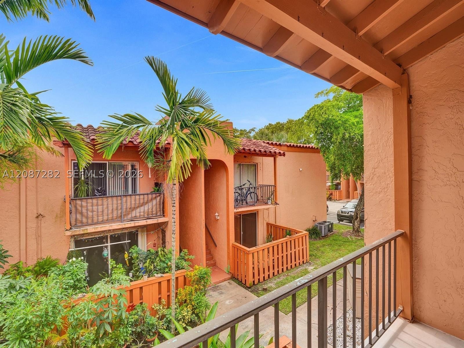 7111 Miami Lakes Dr N4