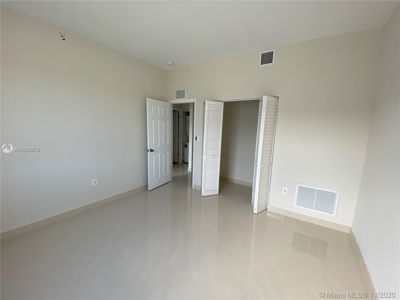 PHILLIPSONS ADDN TO HIALE - Residential Lease