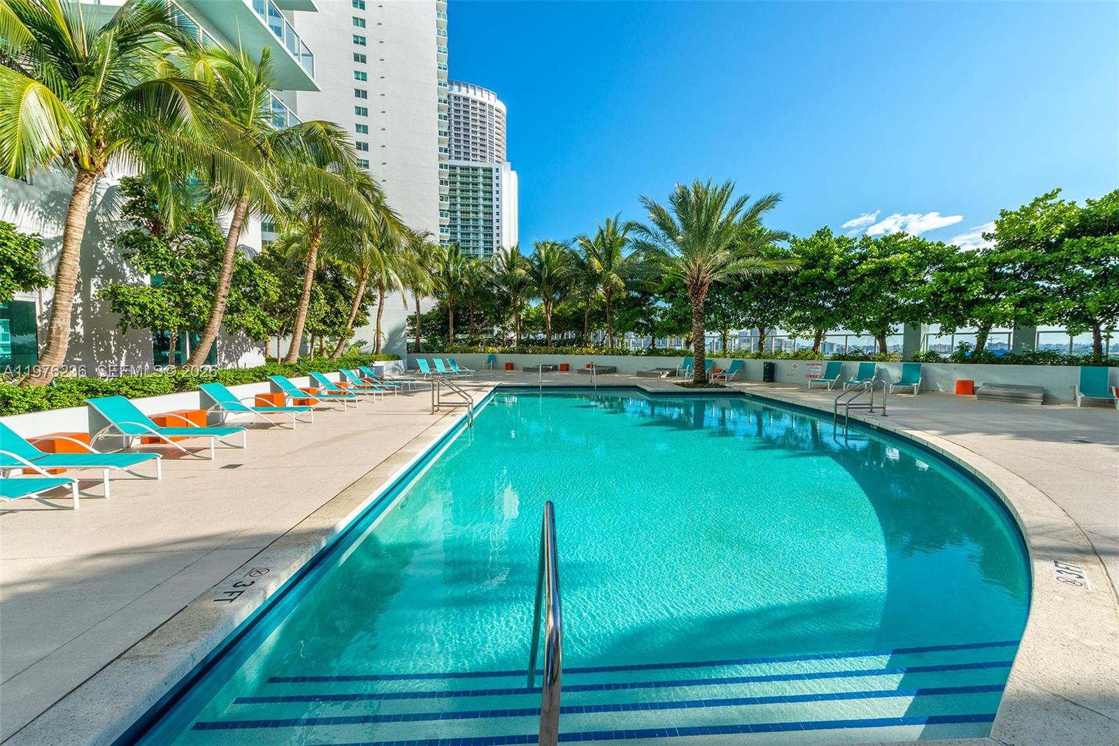 QUANTUM ON THE BAY CONDO - Residential