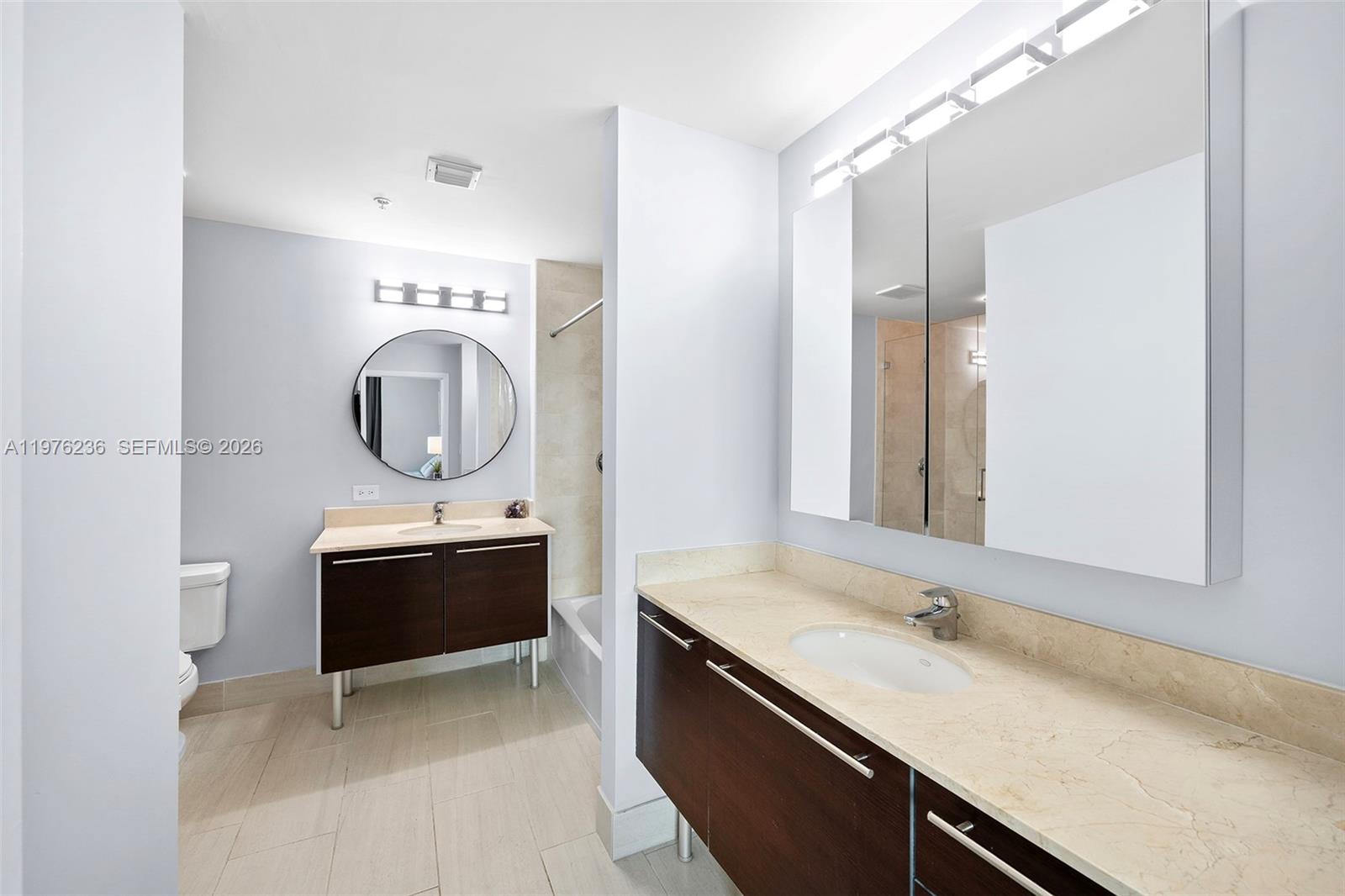 QUANTUM ON THE BAY CONDO - Residential