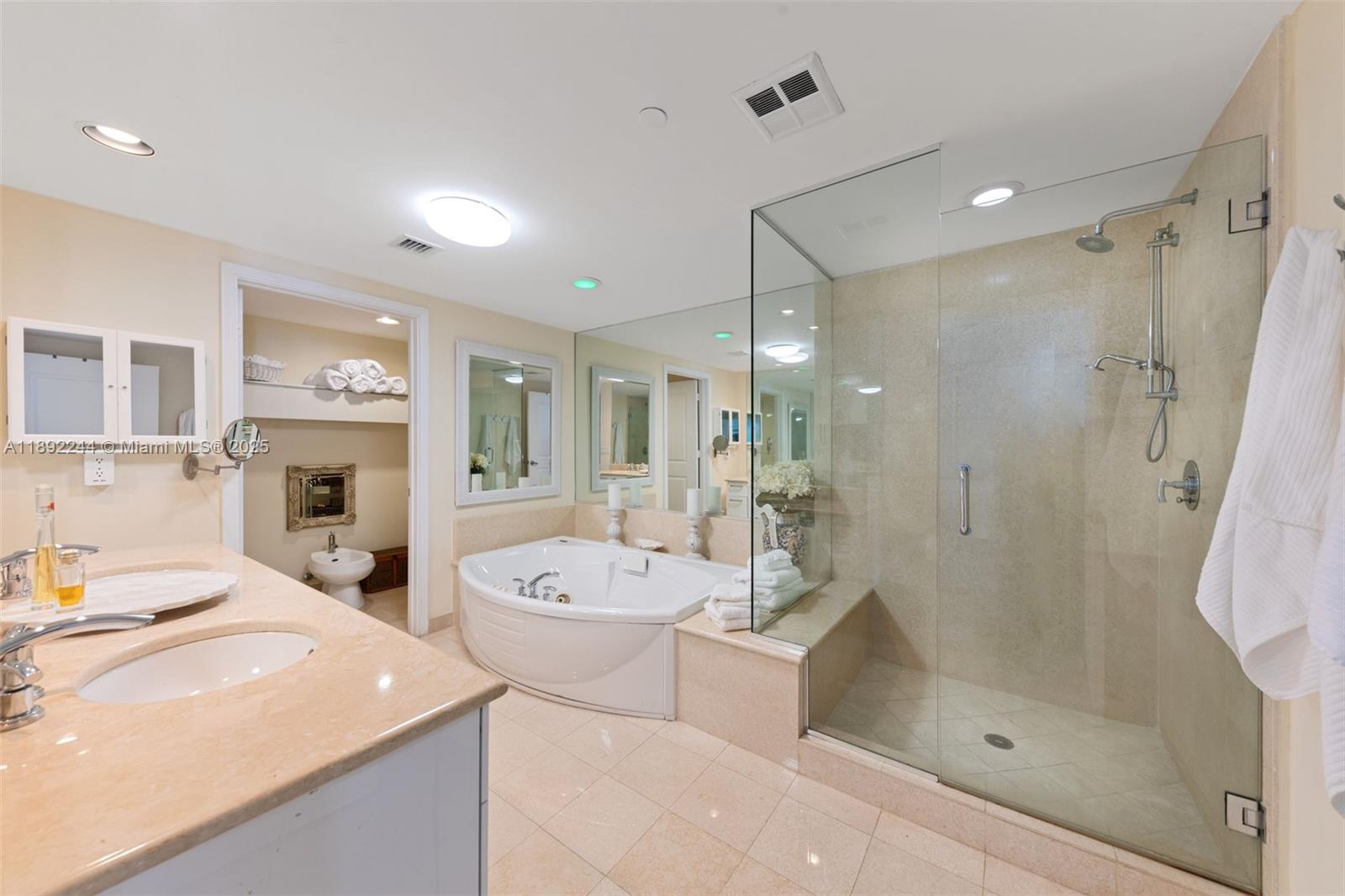 OCEAN PALMS CONDO - Residential