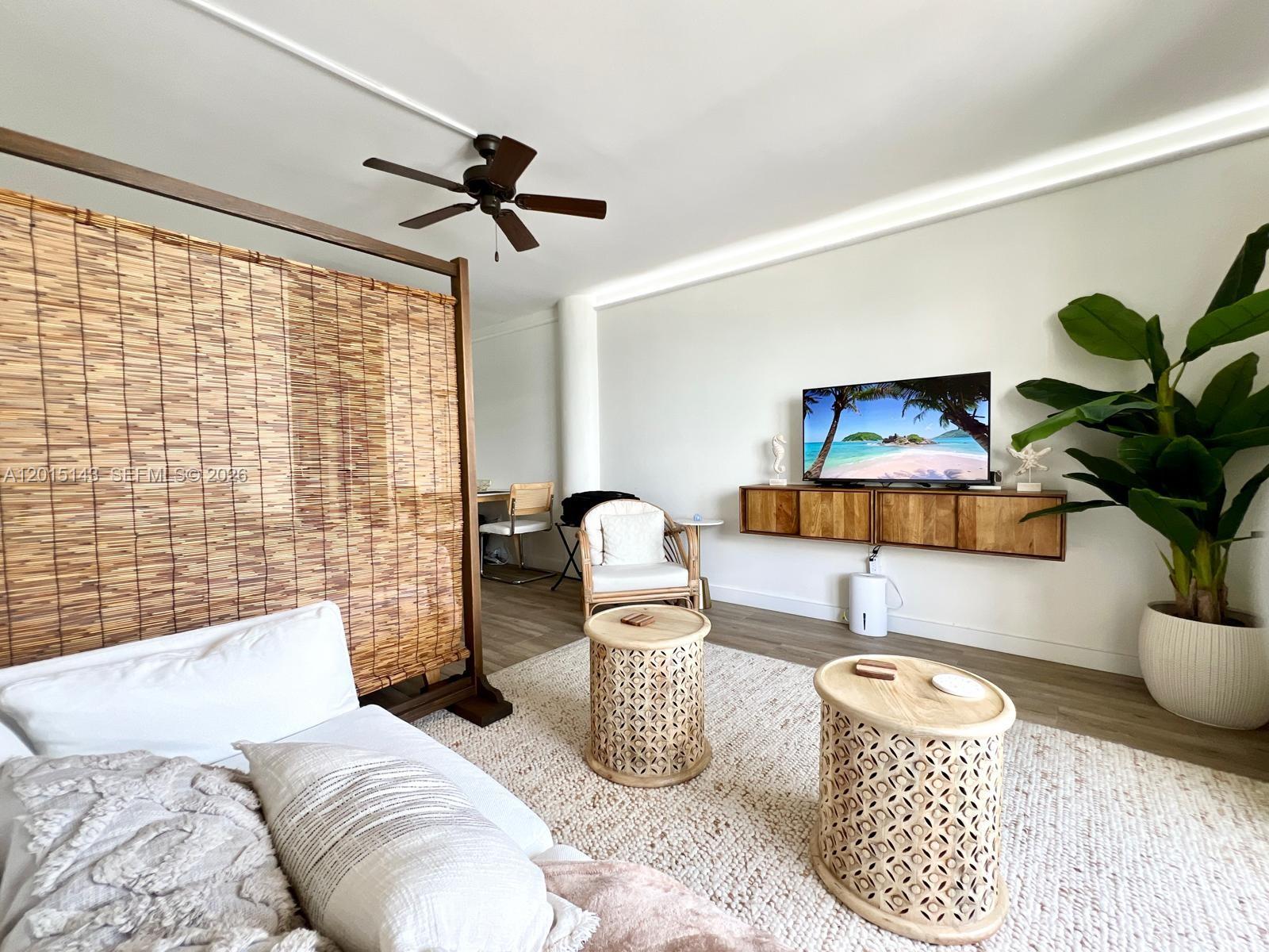 BAYSHORE YACHT & TENNIS C - Residential Lease