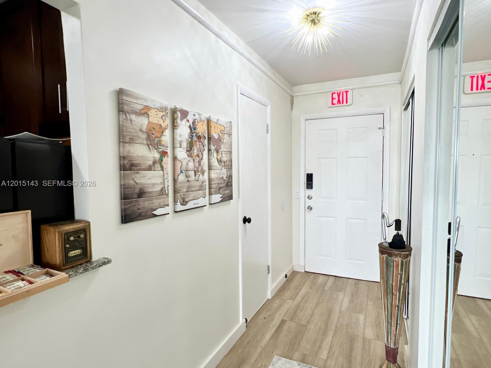 BAYSHORE YACHT & TENNIS C - Residential Lease