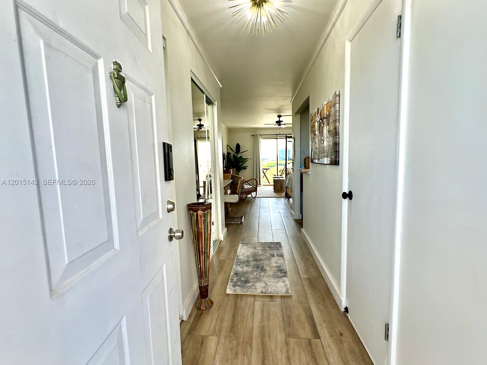 BAYSHORE YACHT & TENNIS C - Residential Lease