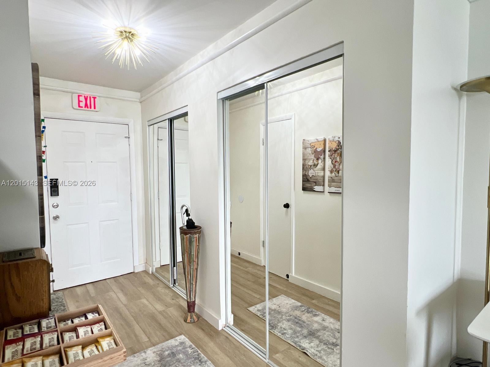 BAYSHORE YACHT & TENNIS C - Residential Lease