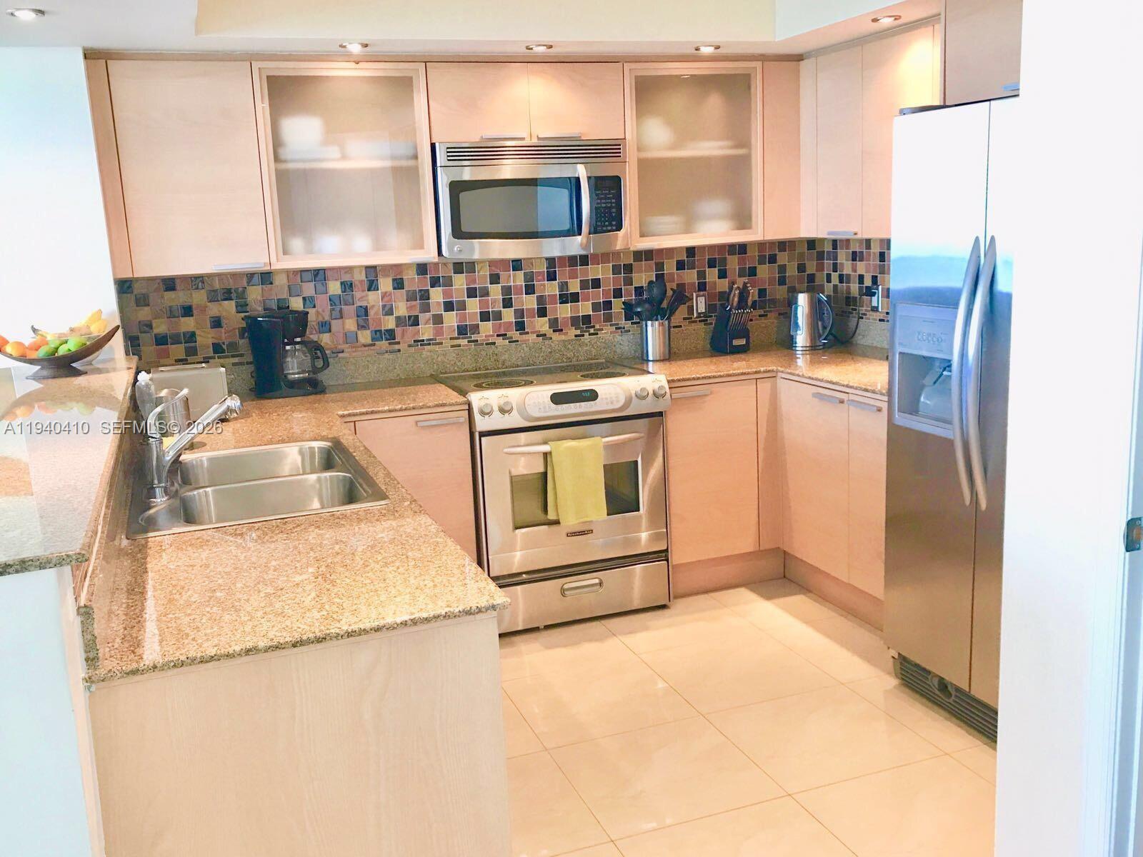 16699 Collins Ave 4208