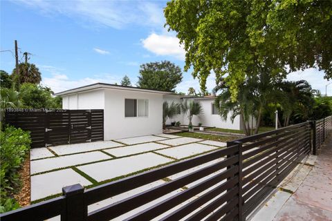 1581 Normandy Dr Miami Beach FL 33141