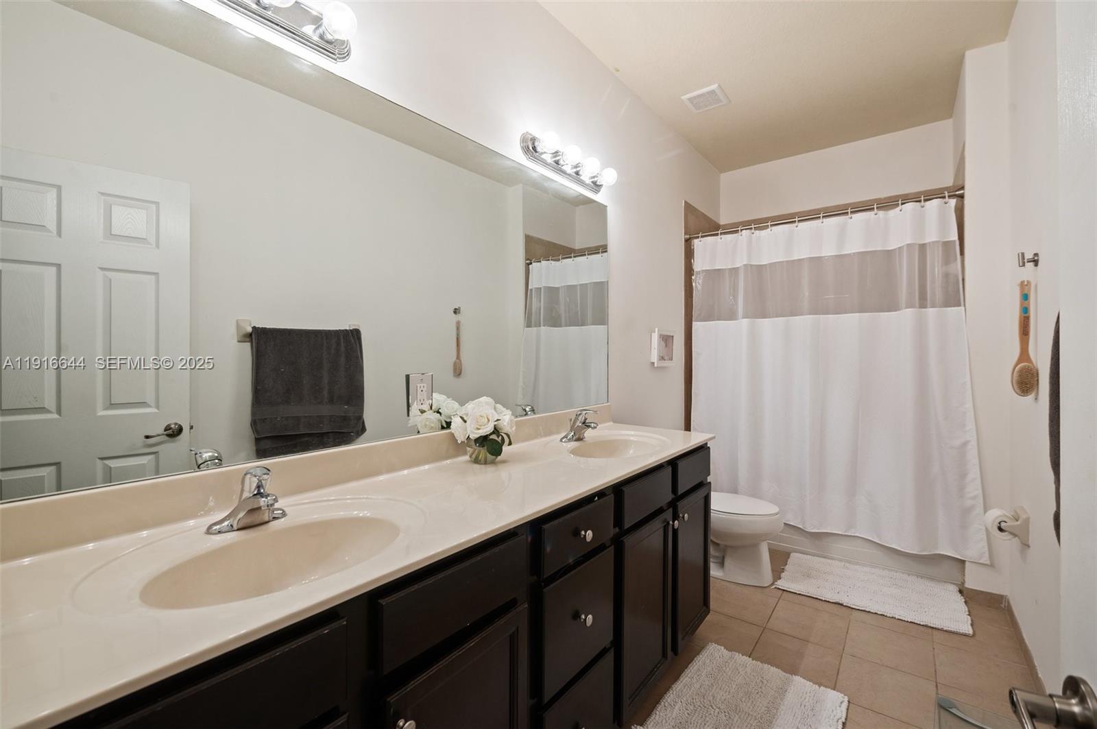 LAKES BY THE BAY FAYE REP - Residential