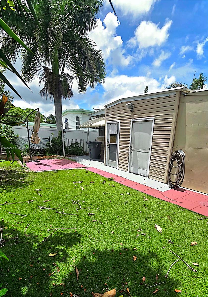 PINE GROVE VILLAGE - Residential