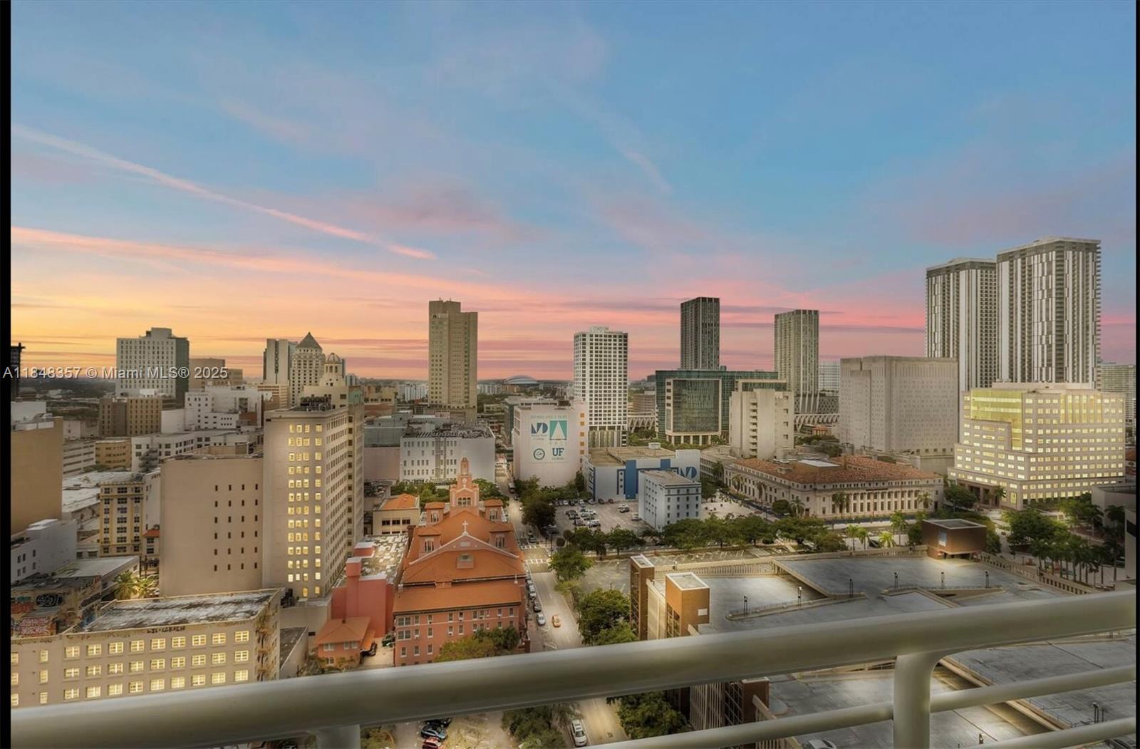 GREAT LOCATION IN DOWNTOWN!! This 1 Bedroom/1 Bathroom unit offers an open concept layout loft style. Concrete floors, high ceilings, a kitchen with terrazzo countertops and stainless steel appliances with city views, and a 24-hour concierge. Great amenities, including 2 pools: one on the rooftop and the other a lap pool on the Ground Floor, a Fitness Center with the most amazing view overlooking Biscayne Bay, Lounge Room, and others. Located a block away from Miami Dade College and at walking distance from Theaters, FTX Arena, shopping malls, Bayfront Park, restaurants, and more. A MetroMover Station is around the corner.