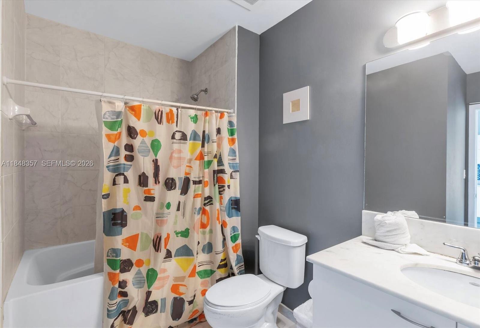 THE LOFT DOWNTOWN II COND - Residential