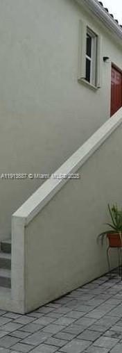 KENDALL COMMONS RESIDENTI - Residential Lease