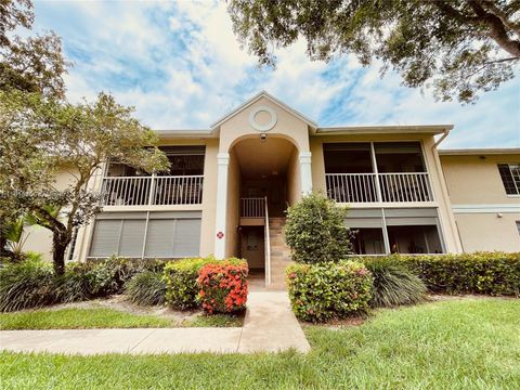 Condominium in Delray Beach FL 13811 Oneida Dr Dr.jpg