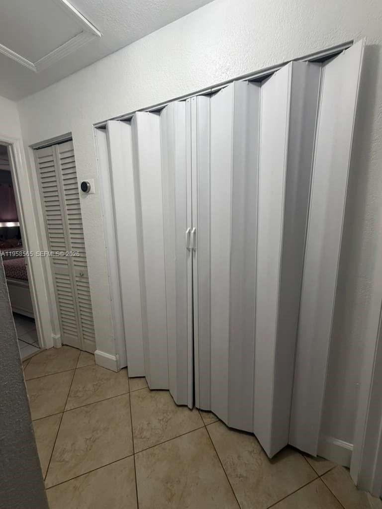 SOUTH MIAMI LAKES - Residential