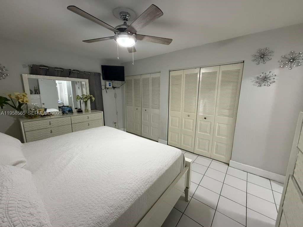 SOUTH MIAMI LAKES - Residential