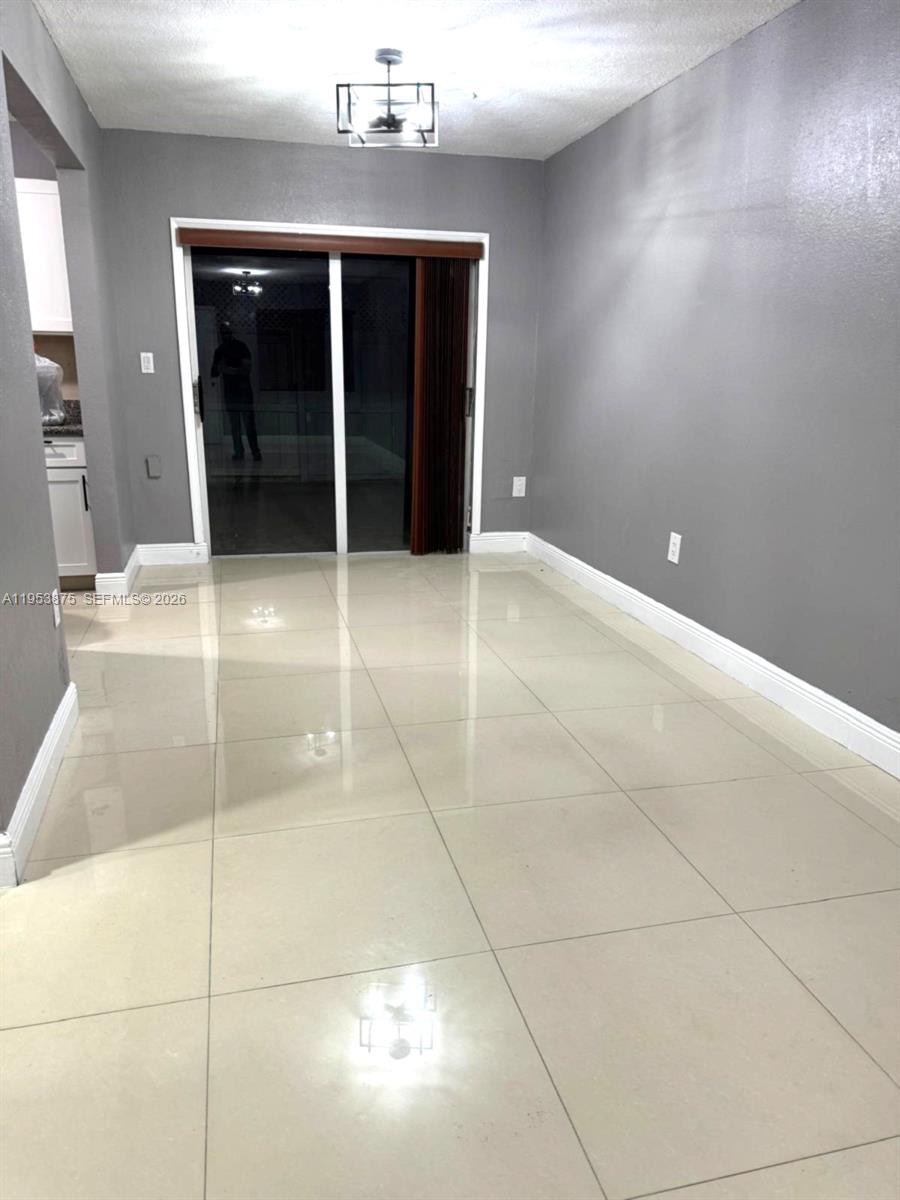 LAS VILLAS SEGOVIA CONDO - Residential