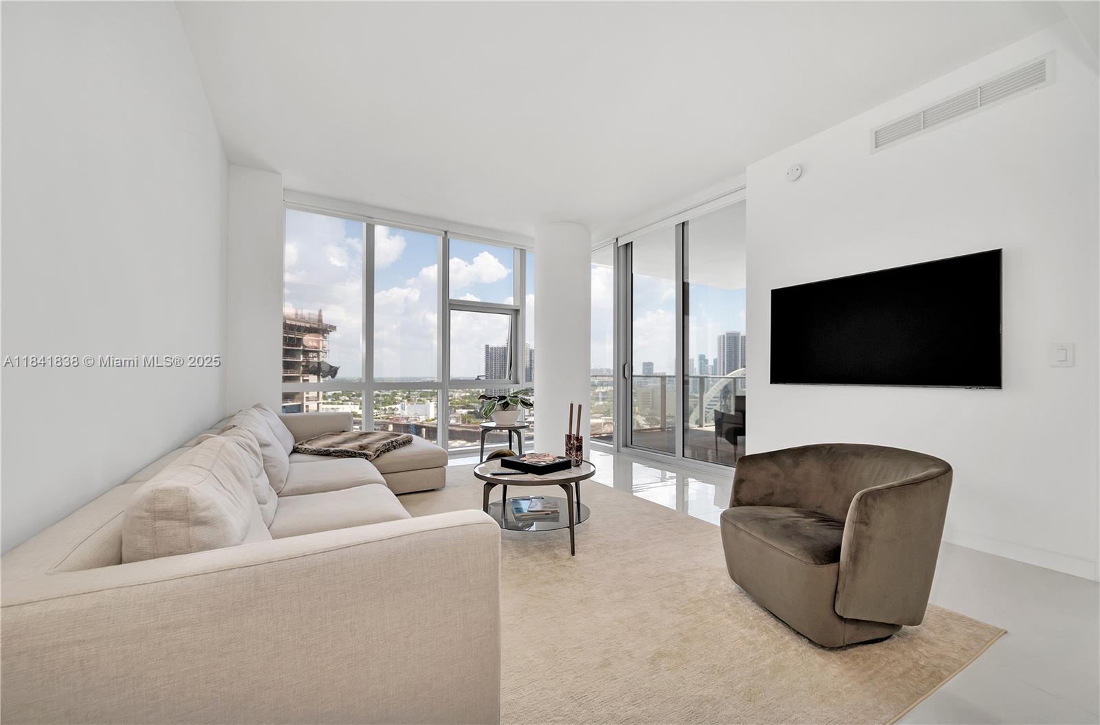 851 NE 1st Ave 1701
