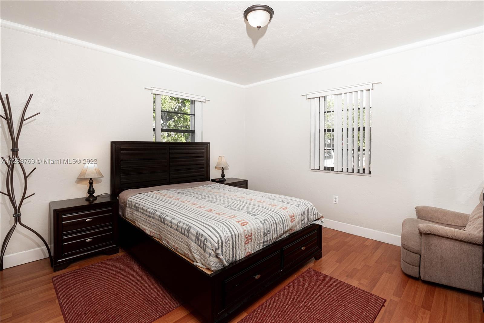 PONCE DE LEON - Residential