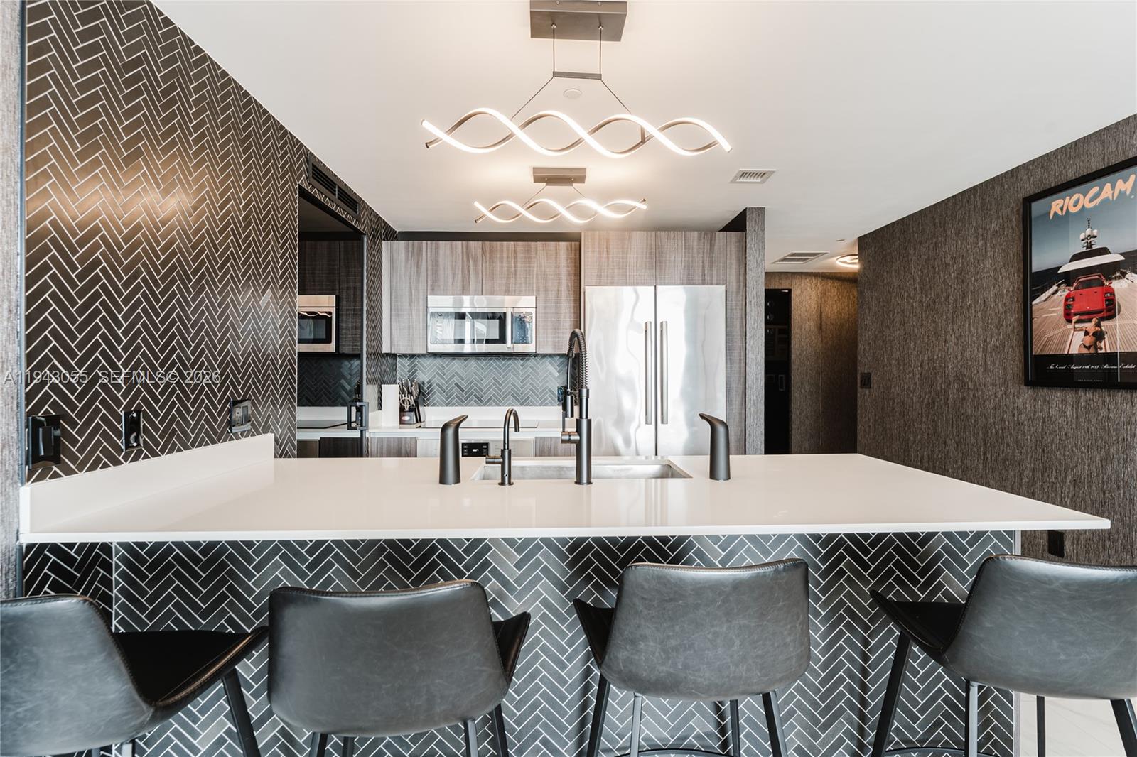 ARIA ON THE BAY CONDO - Residential