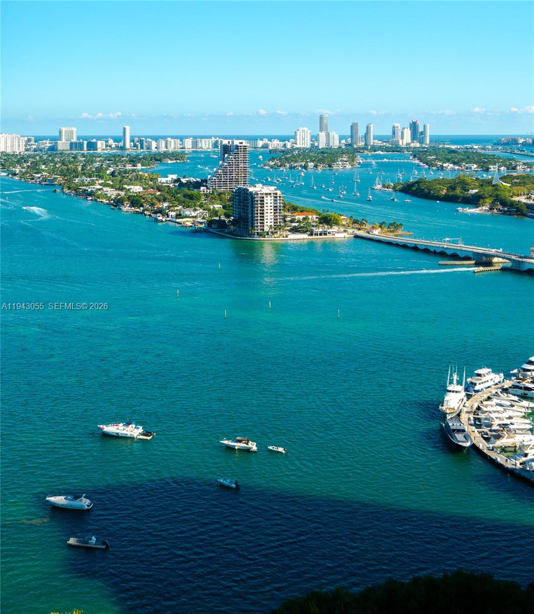 ARIA ON THE BAY CONDO - Residential