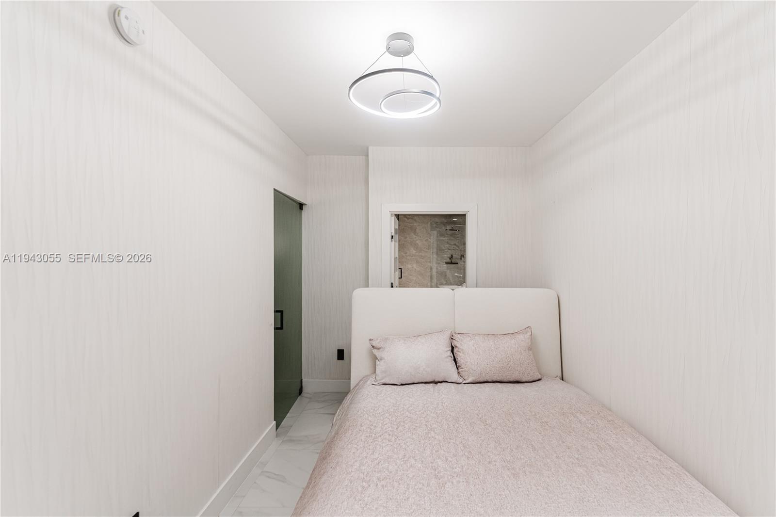 ARIA ON THE BAY CONDO - Residential