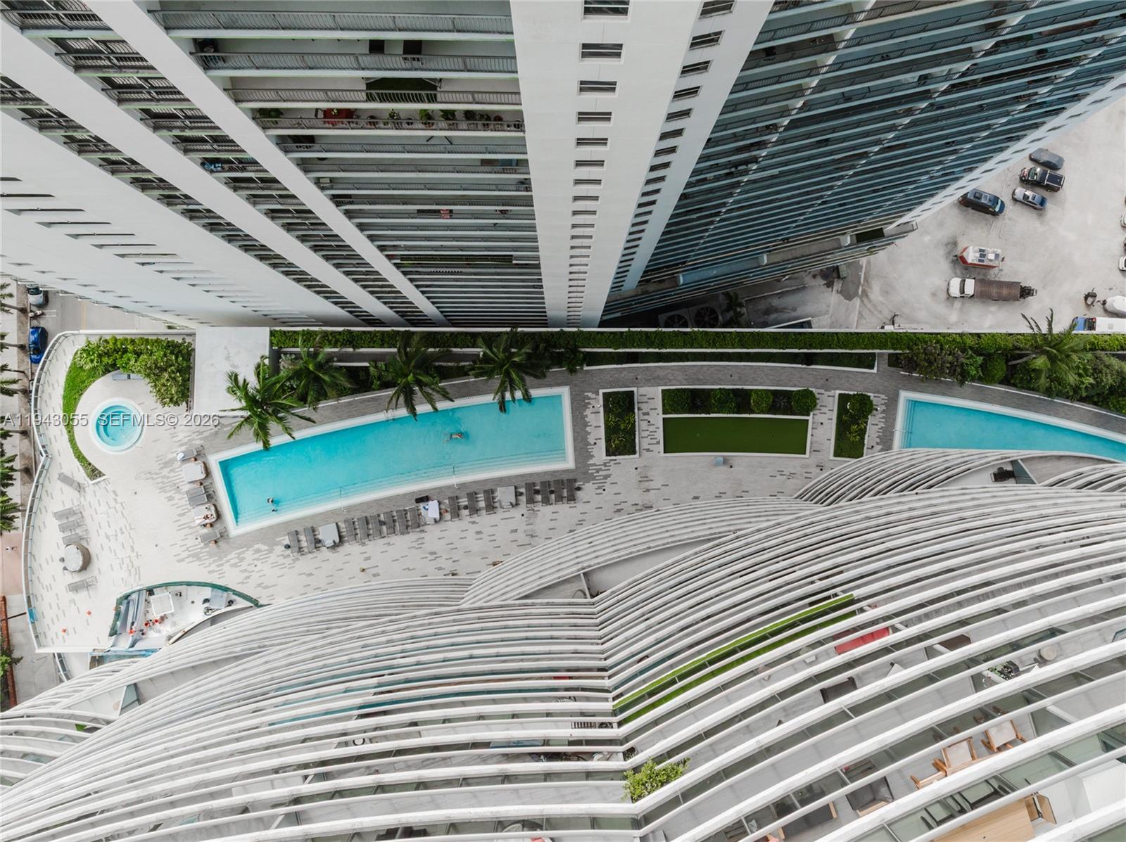 ARIA ON THE BAY CONDO - Residential