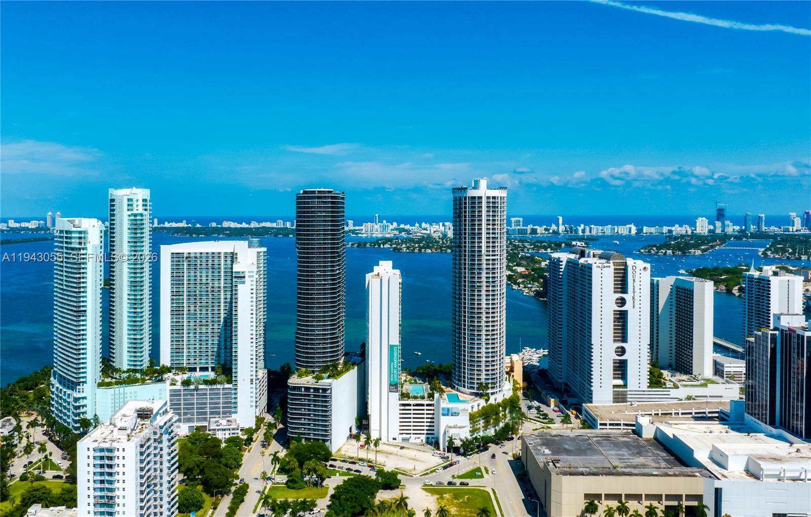 ARIA ON THE BAY CONDO - Residential