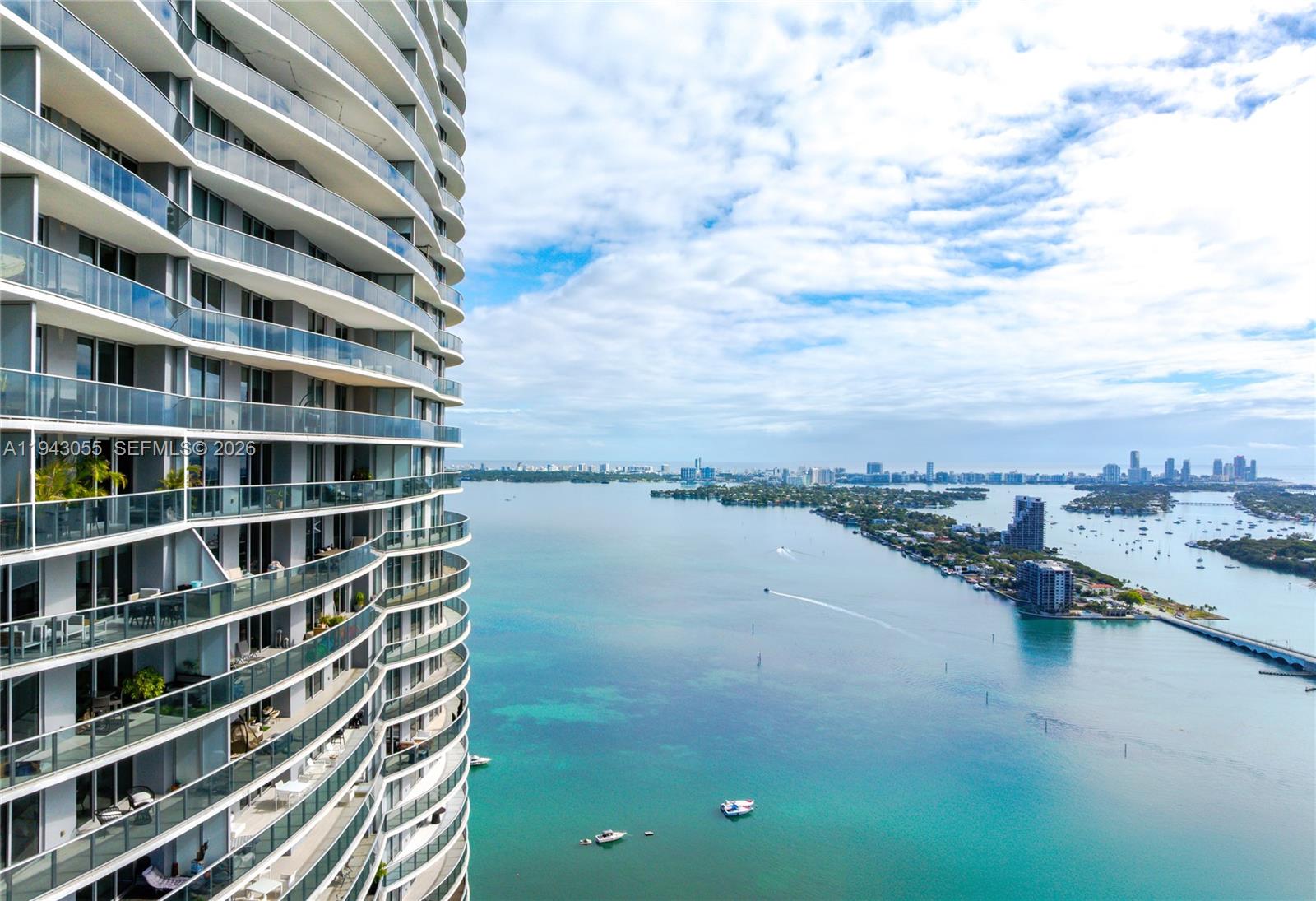 ARIA ON THE BAY CONDO - Residential