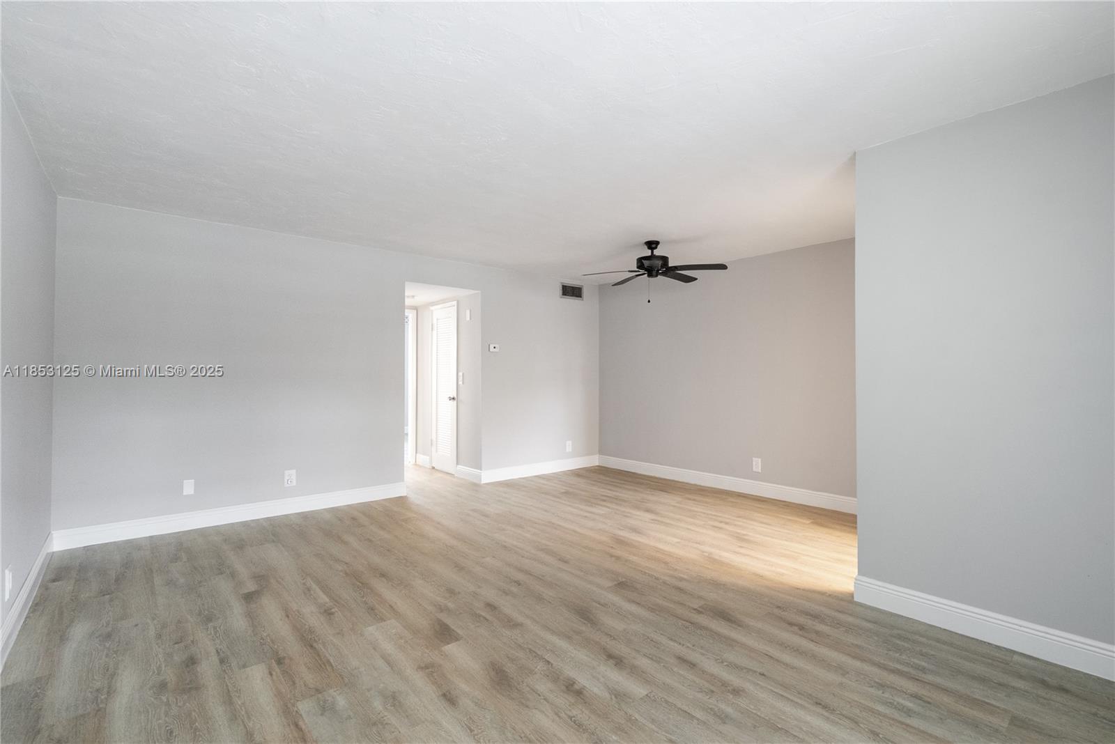 PARADISE BY THE SEA CONDO - Residential Lease