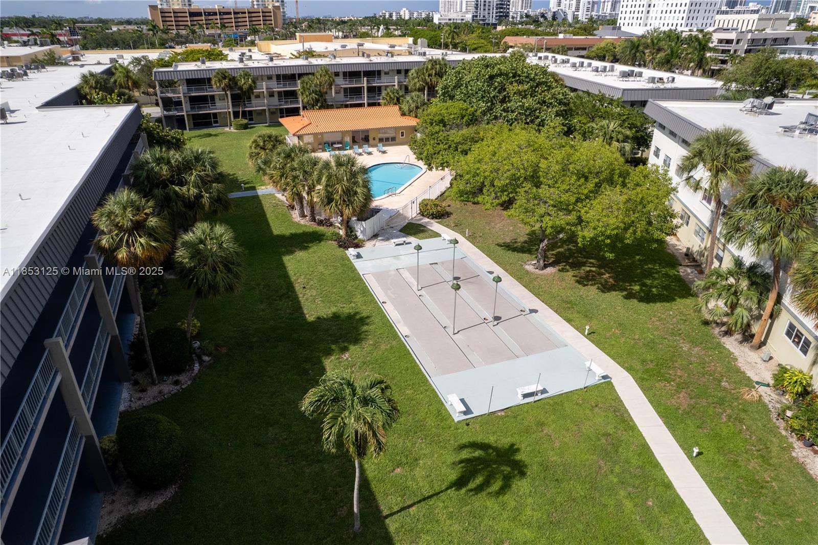 PARADISE BY THE SEA CONDO - Residential Lease