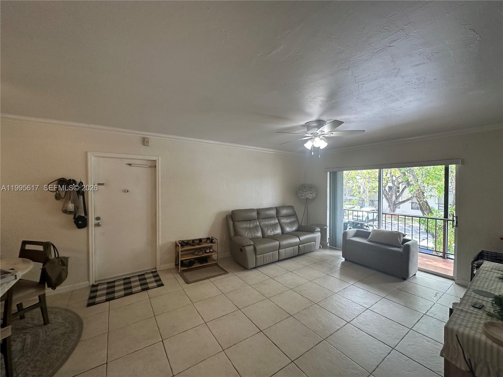 VENETIAN PALMS CONDO - Residential Lease