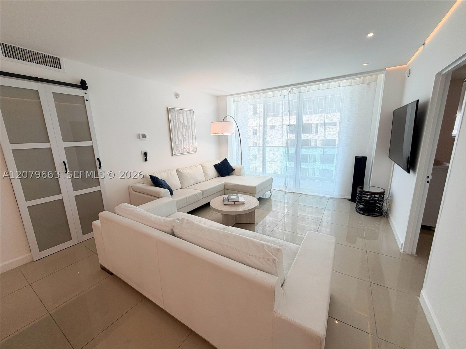 4001 S Ocean Dr 11J, Hollywood, FL, 33019/$675,000 1 4001 S Ocean Dr 11J