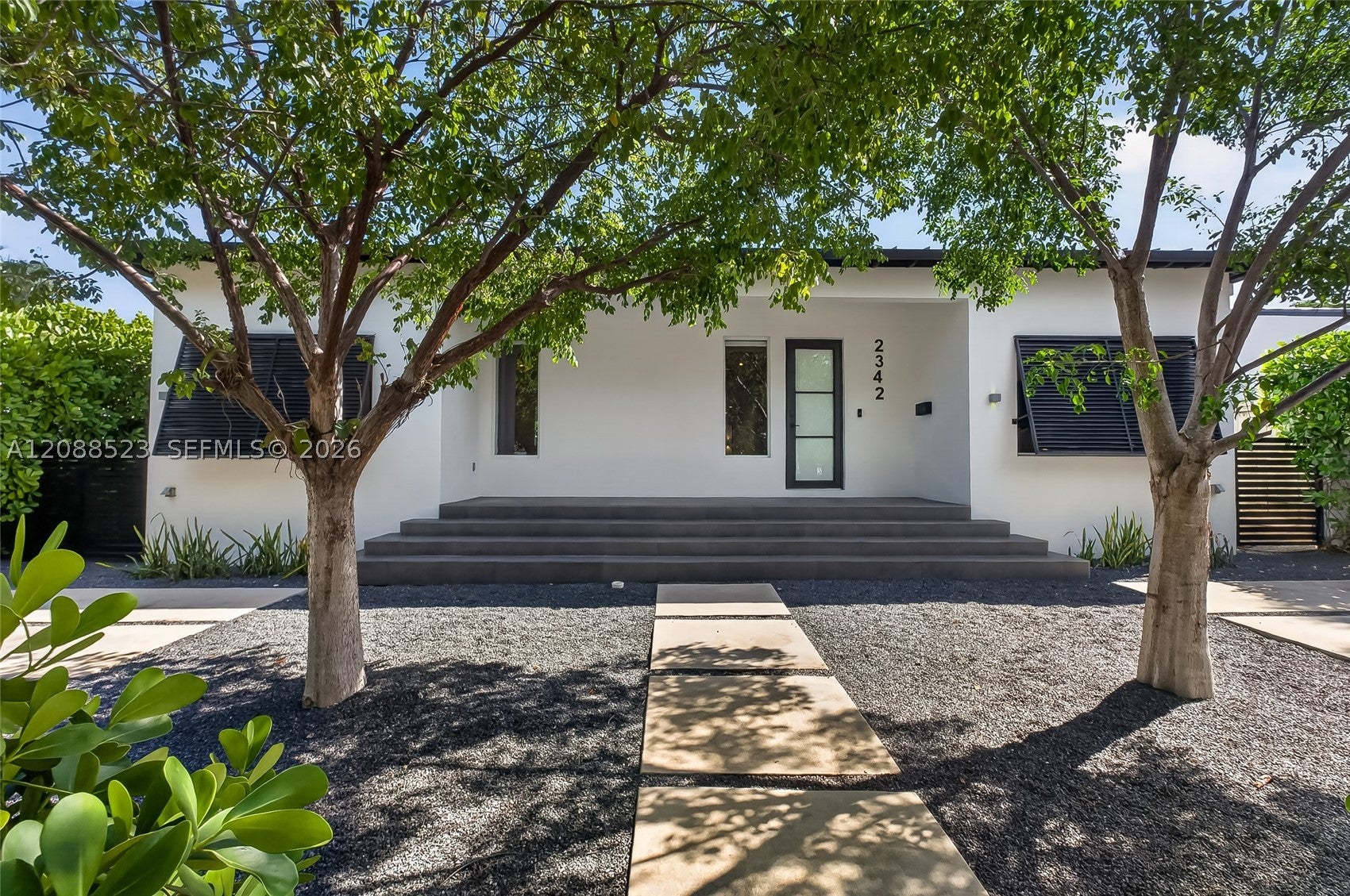 2342 SW 25th Ter