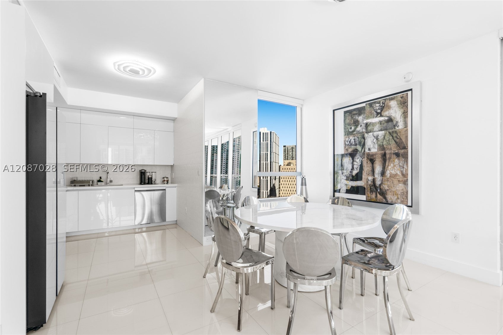 90 SW 3rd St 2204