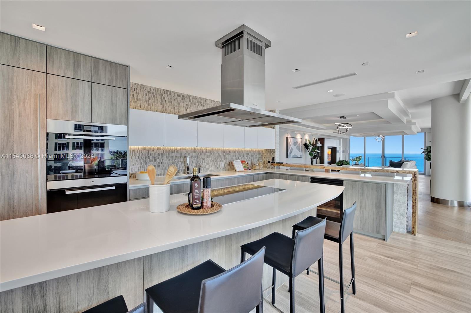 OCEANA KEY BISCAYNE CONDO - Residential