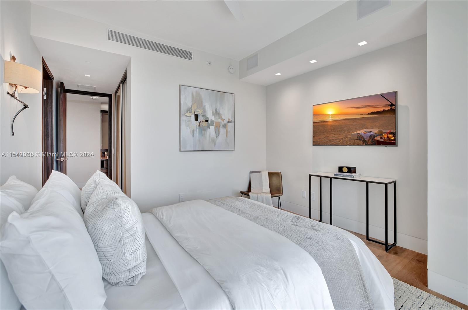 OCEANA KEY BISCAYNE CONDO - Residential