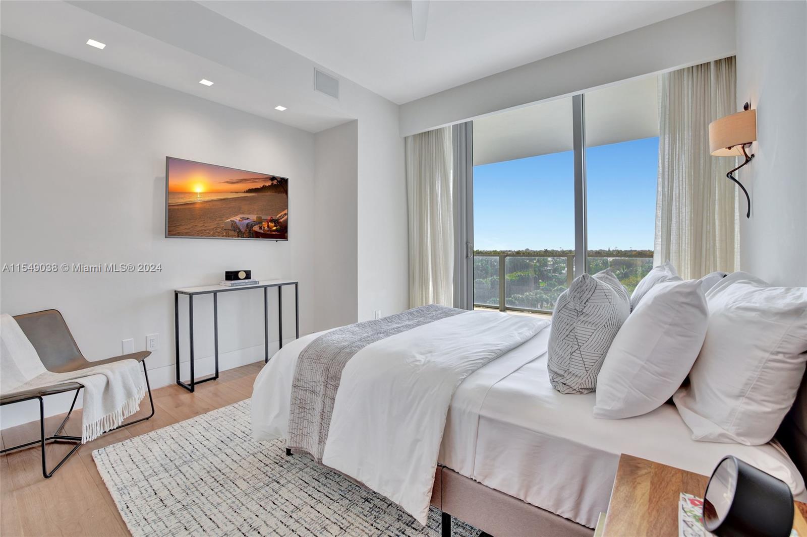 OCEANA KEY BISCAYNE CONDO - Residential