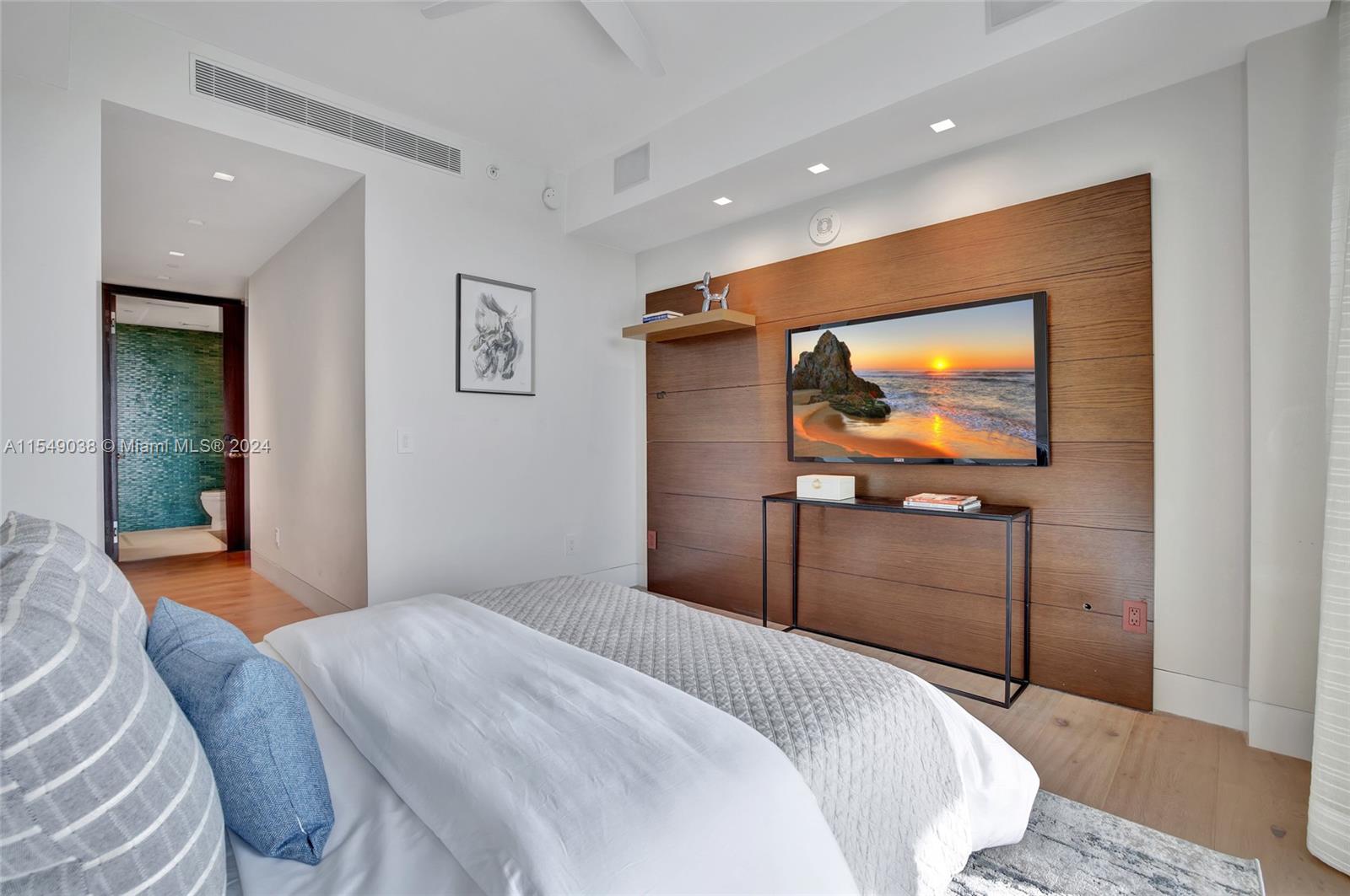 OCEANA KEY BISCAYNE CONDO - Residential