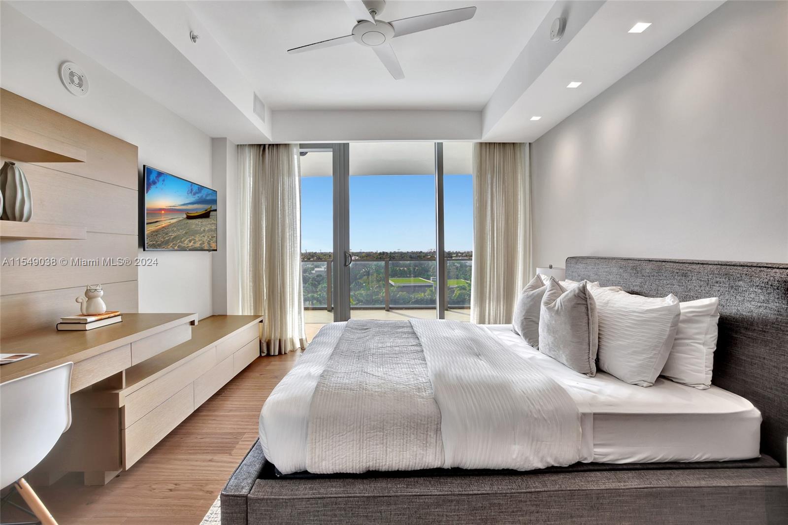 OCEANA KEY BISCAYNE CONDO - Residential