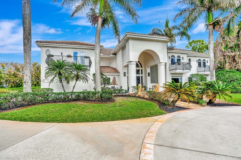 2584 SE Ranch Acres Cir